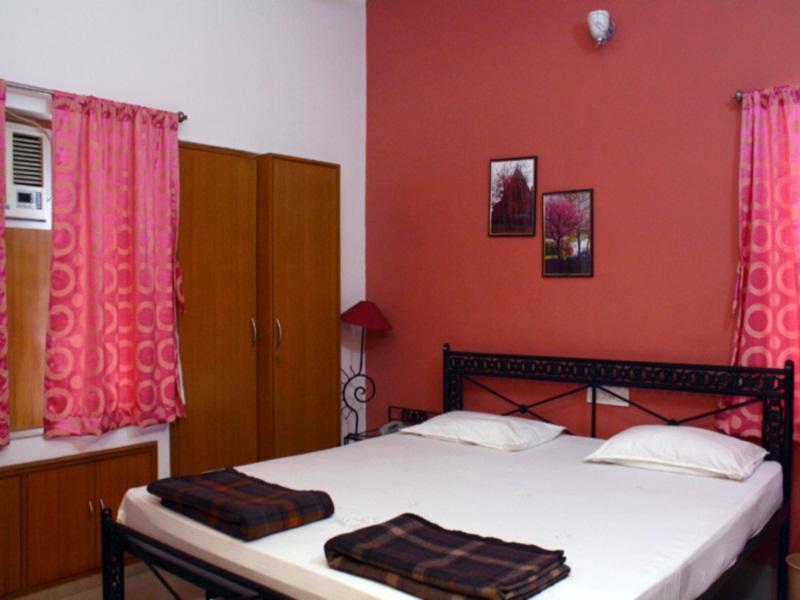 Coral Residency Hotel Calcutta Buitenkant foto